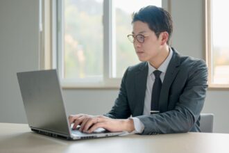 ロングテールSEOとは?ニッチなキーワードで効果を出す戦略